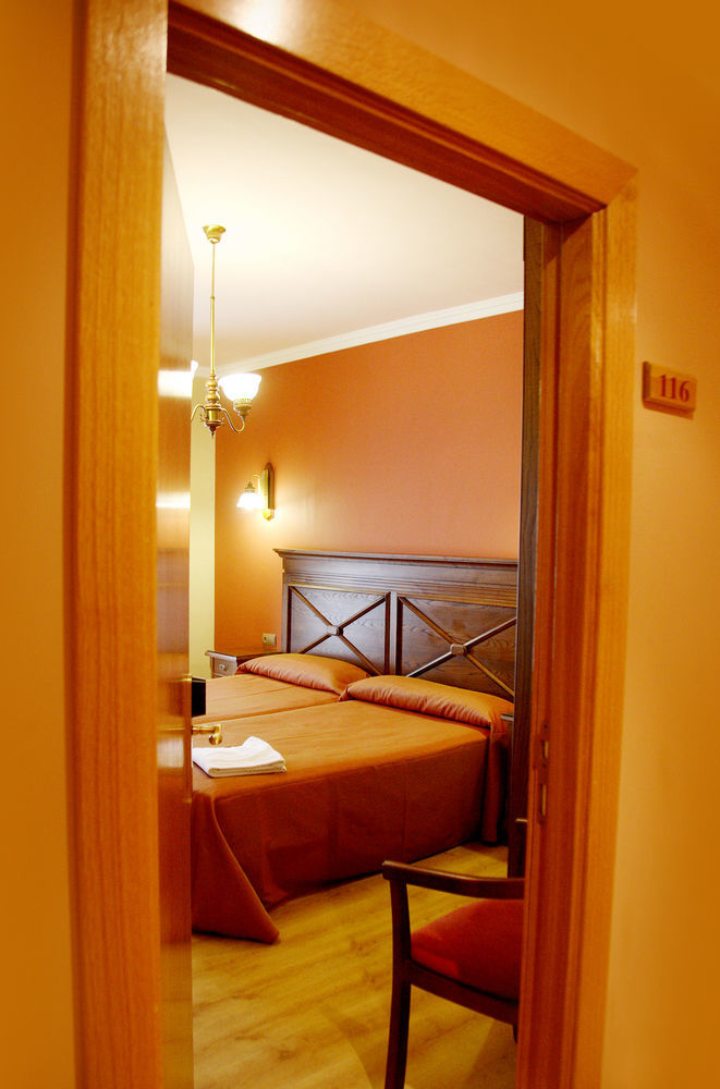 Imperion Hotel Onís